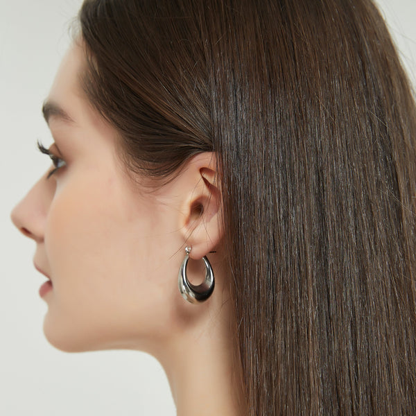 Alison Hoop Earrings Silver - BYOUJEWELRY