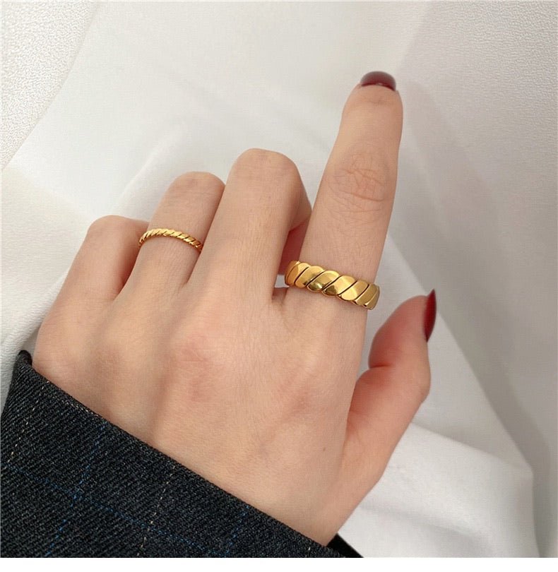 Elise Ring - BYOUJEWELRY