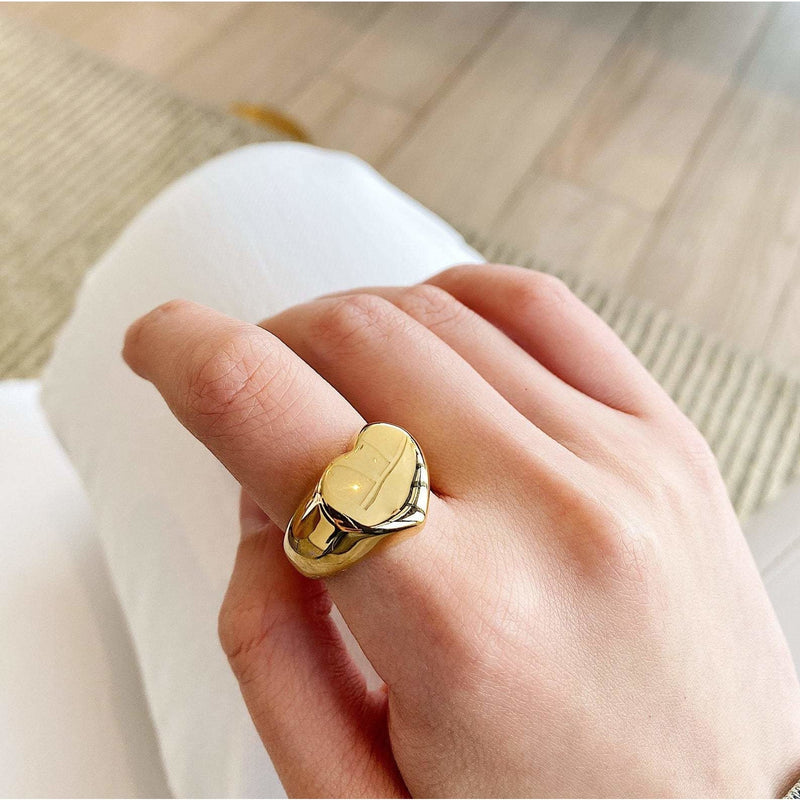 Regina Heart Signet Ring - BYOUJEWELRY