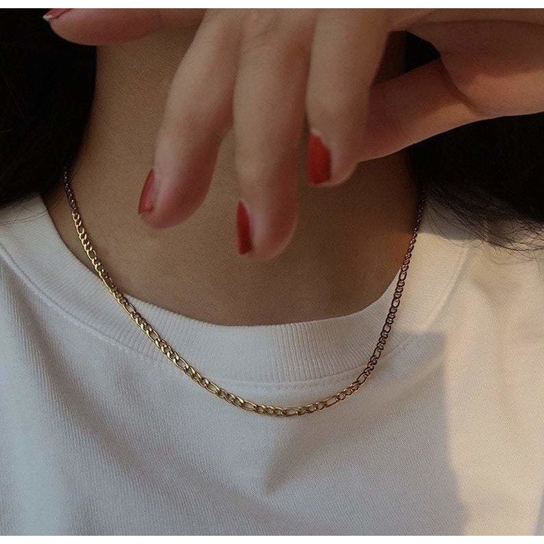 Sophie Gold Figaro Chain - BYOUJEWELRY